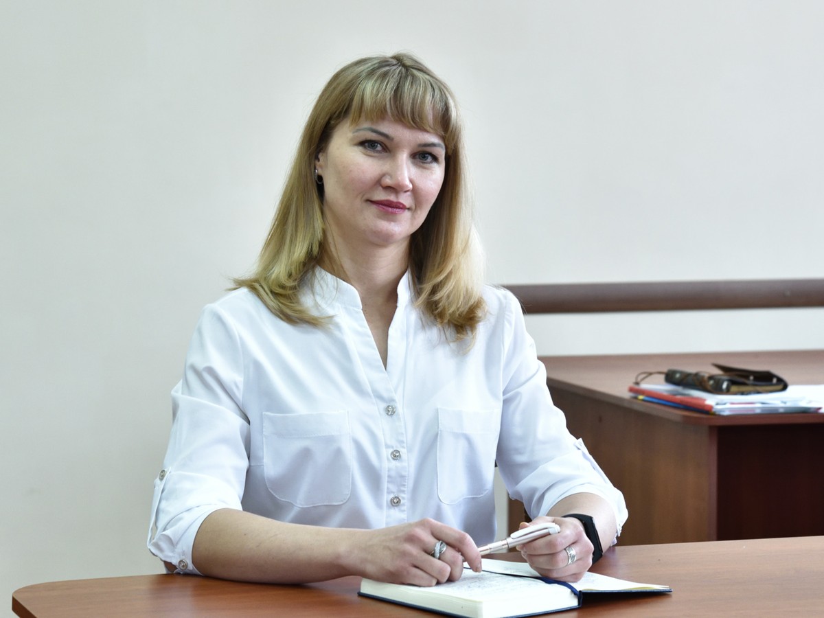 Олена 
